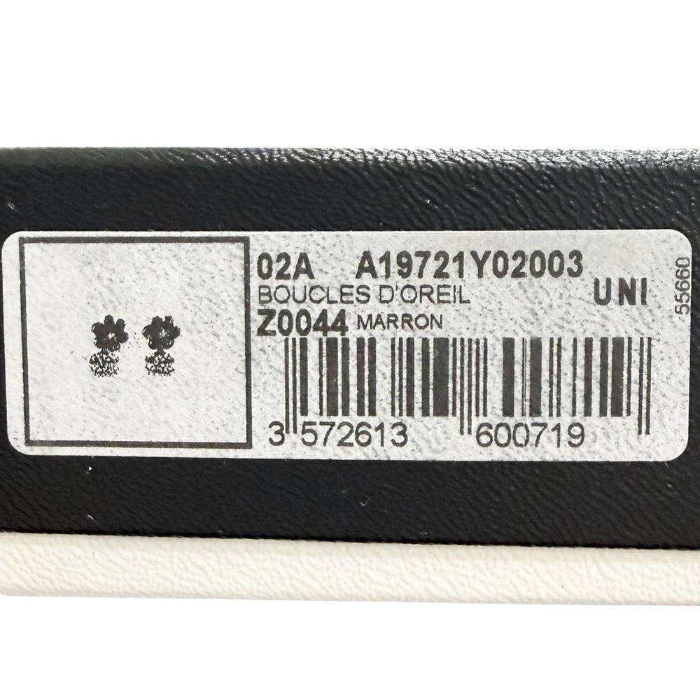 CHANEL Vintage Black Logo Earrings - Picture 6 of 7
